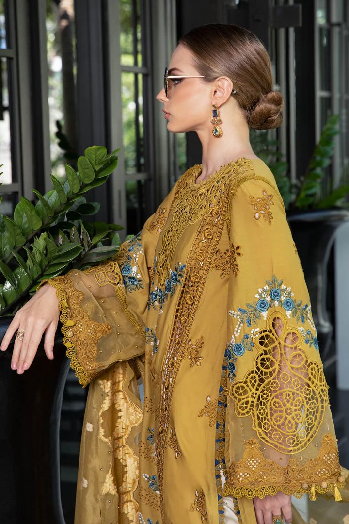 MARIA B - Embroidered Lawn with Chikenkari Work