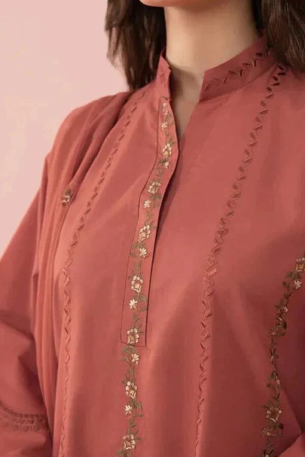 Sapphire -  Lawn - Image 4